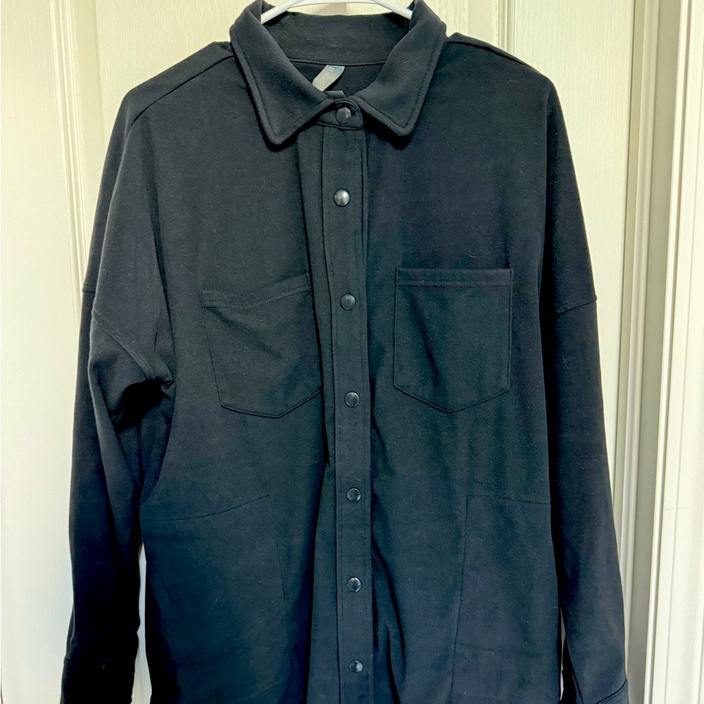 Mondetta Snap Button Shacket